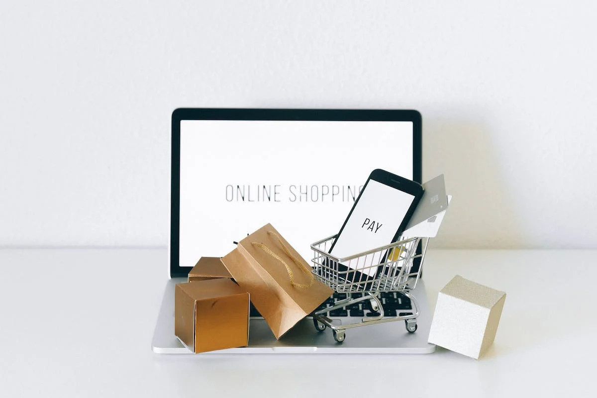 How to Use an eCommerce Blog to Drive More Customers